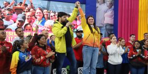 Ana-Fuentes-a-Ernesto-Luna-Cuente-con-mi-lealtad-y-compromiso-para-seguir-trabajando-por-Maturín