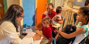 Gobierno-Bolivariano-atiende-a-200-mujeres-de-Viboral-en-Maturín