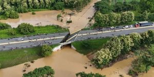 Habilitaron-vía-alterna-a-autopista-José-Antonio-Páez-en-Portuguesa-tras-colapso-de-puente