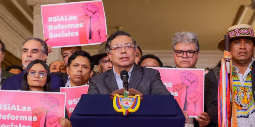 Petro-deroga-el-decreto-con-el-que-convocaba-la-consulta-popular-en-Colombia