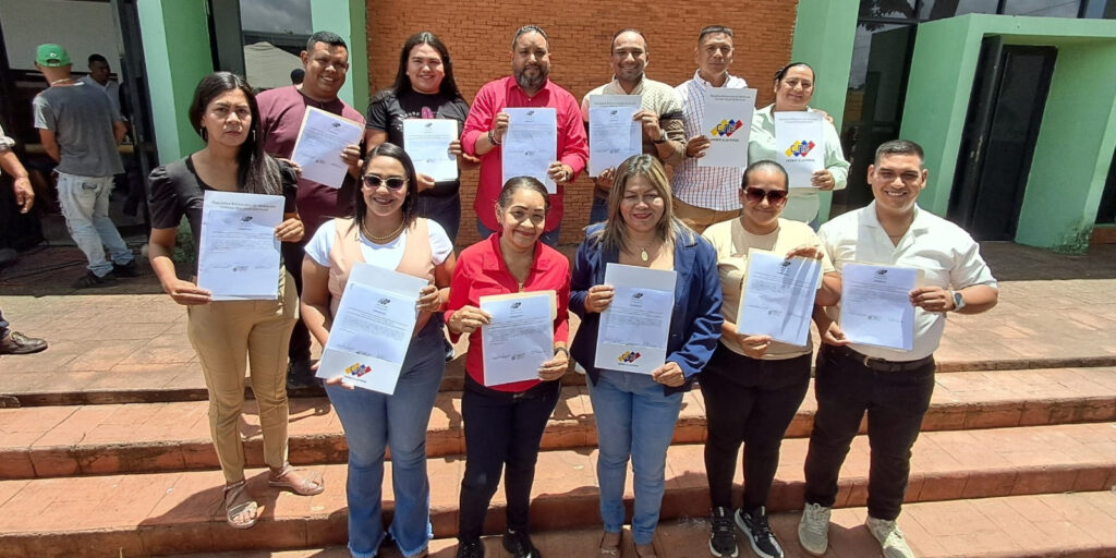 Acreditado-Daniel-Monteverde-como-alcalde-del-municipio-Cedeño