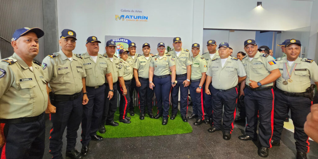 Ascendidos-192-funcionarios-de-Polimaturín-al-grado-superior