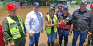 Autoridades-intensifican-acciones-ante-creciente-del-río-Orinoco-en-Bolívar