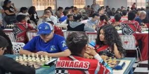 Con-nutrida-participación-realizan-torneo-aniversario-de-la-fundación-Tu-Ajedrez-en-Maturín