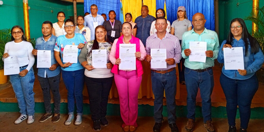 Evelin-Martínez-proclamada-como-alcaldesa-reelecta-de-Uracoa