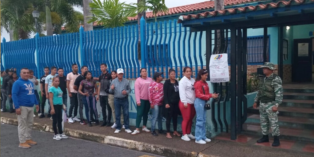 Juventud-monaguense-participa-de-forma-masiva-en-su-primera-consulta-nacional