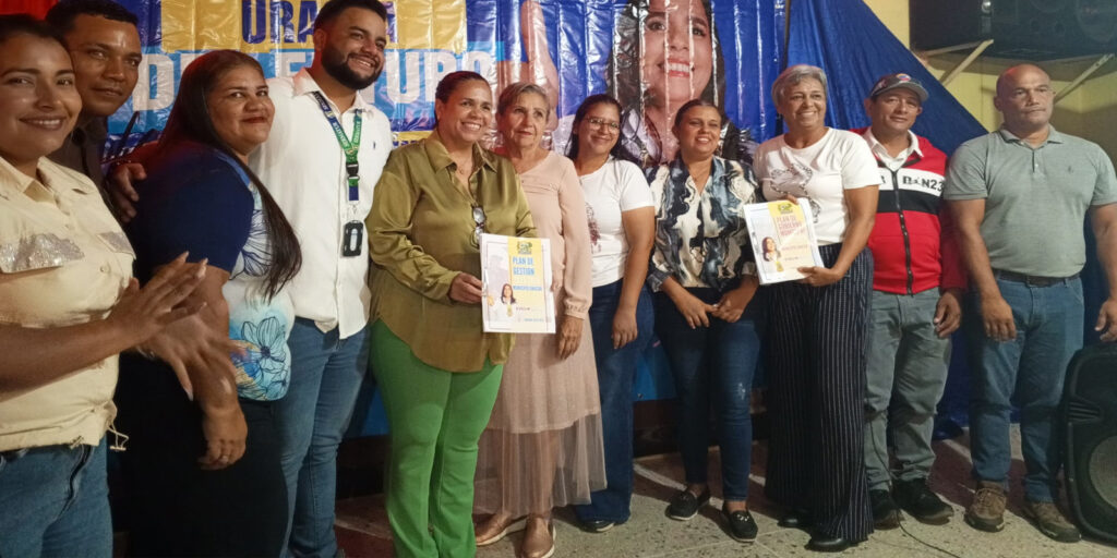 Martínez-presentó-el-Plan-de-Gobierno-Municipal-2025-2029