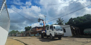 Programa-Maturín-Brilla-sustituye-30-luminarias-en-Pinto-Salinas