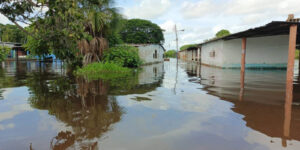 Río-Orinoco-alcanzó-el-nivel-de-alerta-roja-en-Caicara