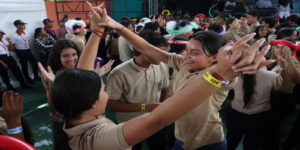 Último-Timbrepuso-a-bailar-a-más-de-1.220-nuevos-bachilleres-del-eje-Norte-de-Monagas