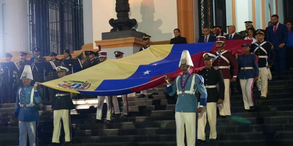Venezuela-conmemora-242-años-del-Natalicio-del-Libertador-Simón-Bolívar