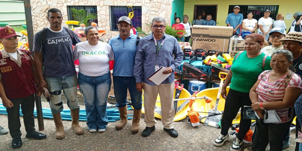 Alcaldesa-Evelin-Martínez-entrega-herramientas-para-fortalecer-servicios-públicos