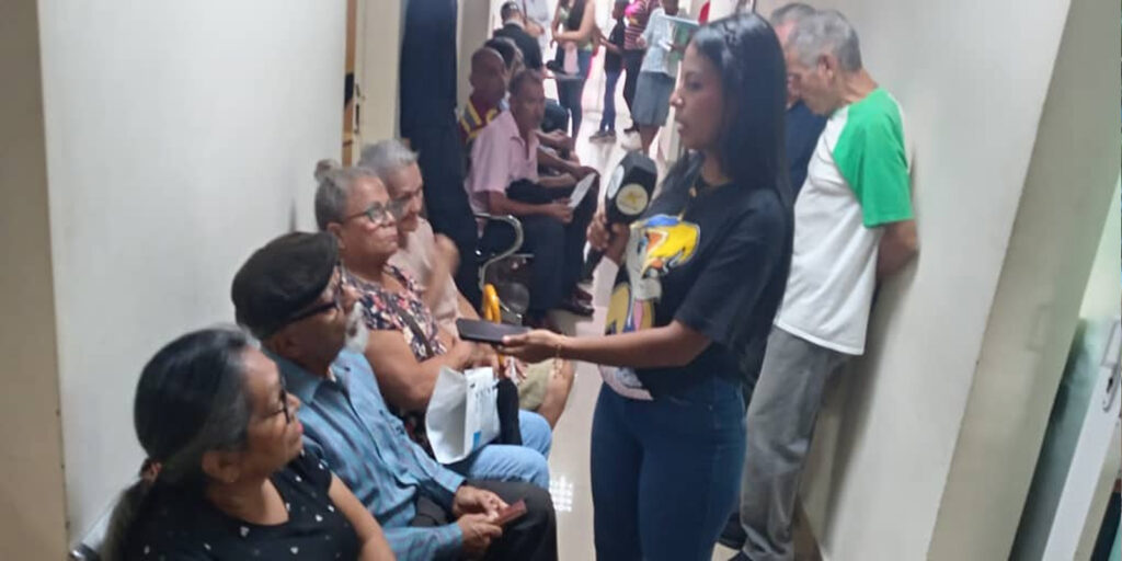 Beneficiados-agradecen-a-FASMONAGAS-por-jornada-de-salud-gratuita
