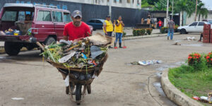 Comerciantes-del-Mercado-Los-Bloques-reconocen-mejoras-a-las-instalaciones