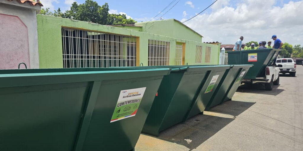 Comuna-La-Gran-Cocuizas-instaló-contenedores-de-desechos-sólidos