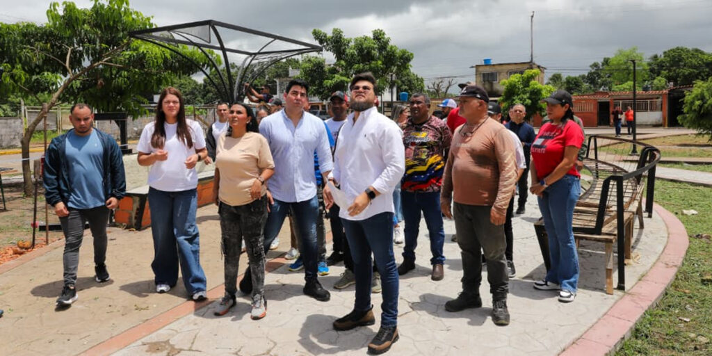 Gobernador-Luna-anuncia-70%-de-avance-en-obras-de-San-Vicente