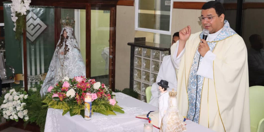 Gobierno-de-Monagas-acompaña-peregrinación-de-la-Virgen-del-Valle-por-centros-de-salud