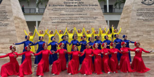 “Huellas-en-el-Tiempo”-de-Romer-Botini-deslumbra-en-el-88-aniversario-de-la-GNB