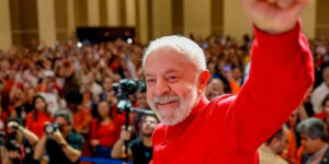 Lula-confirma-candidatura-para-2026-y-denuncia-vínculos-de-líderes-fascistas-con-los