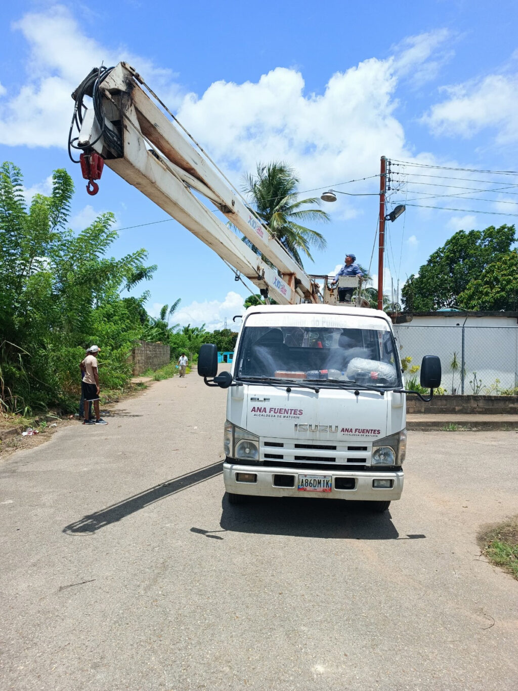 Maturín-Brilla-iluminó-el-sector-El-Romeral-en-el-Corozo