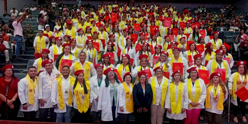 Universidad-de-la-Salud-otorga-en-Monagas-445-títulos-en-diferentes-especialidades