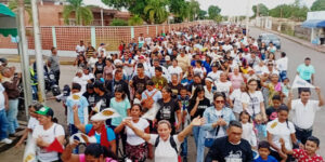 ueblo-de-Cedeño-marchó-para-Jesús-con-amor-y-alegría
