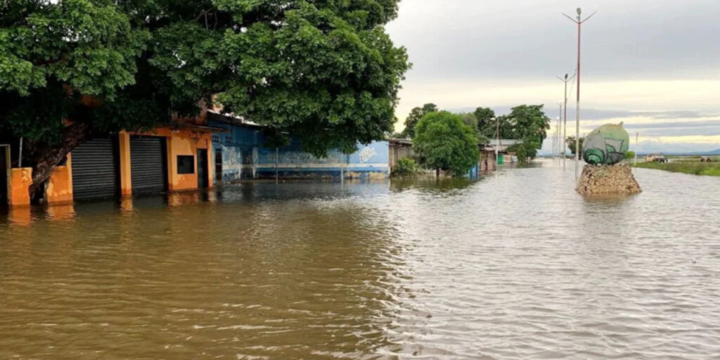 Amazonas-salió-de-la-alerta-roja-por-el-crecimiento-del-río-Orinoco