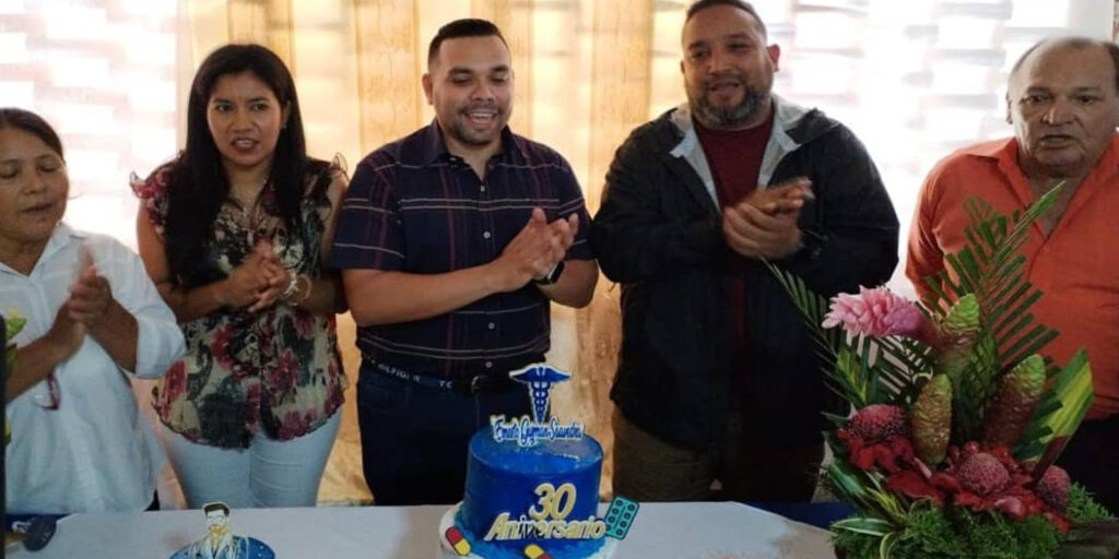 Celebran-30-años-de-fundación-del-Hospital-Dr-Ernesto-Guzmán-Saavedra-de-Caicara