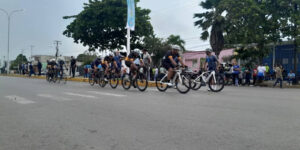 Clásico-Ciclístico-Virgen-del-Valle-se-hace-sentir-en-la-avenida-Bolívar-de-Punta-de-Mata