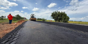 Gobernación-de-Monagas-y-Ministerio-de-Transporte-reparan-alcantarilla-en-Troncal-10-de-Maturín