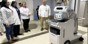 Gobernador-Luna-incorpora-nuevos-equipos-clínicos-al-Hospital-UniversitarioDr.-Manuel-Núñez-T