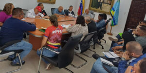 Gobierno-de-Monagas-mantiene-el-control-y-seguimiento-de-los-acuerdos-establecidos-en-el-Consejo-Estadal-Comunal