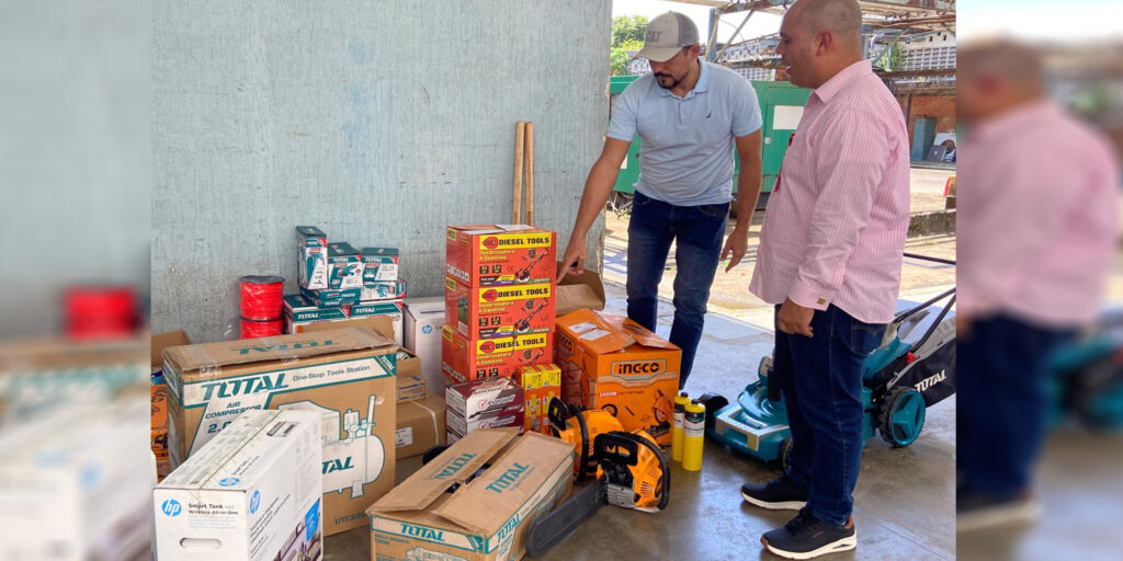 Gobierno-regional-realiza-dotación-para-fortalecer-el-mantenimiento-del-HUMNT