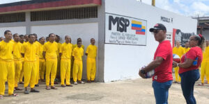 Indem-entrega-implementos-deportivos-al-Centro-de-Formación-Nelson-Mandela-de-La-Pica