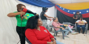 Llevan-jornada-estética-al-Centro-de-Desarrollo-por-la-Calidad-Educativa-de-Monagas