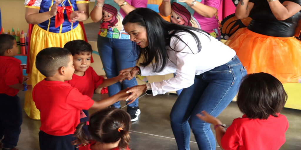 Más-de-200-mil-estudiantes-de-Monagas-inician-el-periodo-escolar-2025-2026