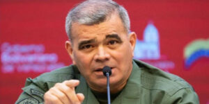 Padrino-López-anuncia-refuerzos-militares-en-costas-y-regiones-fronterizas