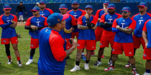 Tiburones-inició-la-pretemporada-con-25-peloteros