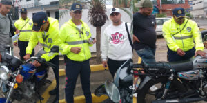 ránsito-Polimaturín-intensifica-campañaSi-enciendes-tu-moto,-no-apagues-tu-vida