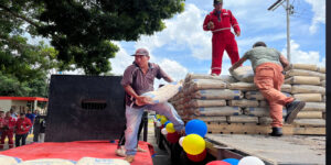 ‎Cerro-Azul-beneficia-a-trabajadores-de-PDVSA-Morichal-con-la-venta-de-65-toneladas-de-Cemento