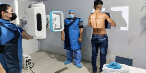 300-pacientes-en-una-semana-atendió-servicio-de-Rayos-X-del-Humnt