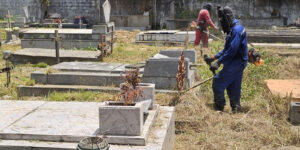 Avanza-el-plan-de-mantenimiento-en-el-cementerio-Pedro-Juan-Luciani
