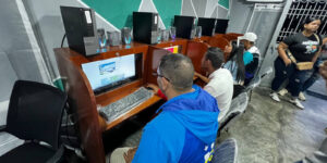 En-Barrancas-del-Orinoco-inauguran-centro-tecnológico-comunal-para-la-juventud