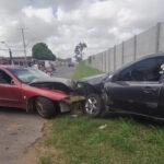 Colisión de vehículos deja un adolescente lesionado en Brisas del Aeropuerto