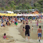 La Guaira inicia Semana Santa con alta afluencia en sus playas