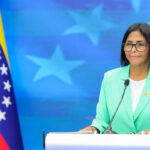 Presidenta (E) Delcy Rodríguez anuncia incremento salarial «responsable» a partir del 1 de mayo