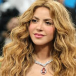 Shakira celebra fallo a su favor y denuncia una «campaña orquestada» para destruir su reputación