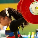 Valeria Osorio gana dos bronces en Mundial Juvenil de Levantamiento de Pesas
