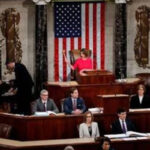 Cámara de Representantes de EEUU vota a favor de detener la guerra de Irán