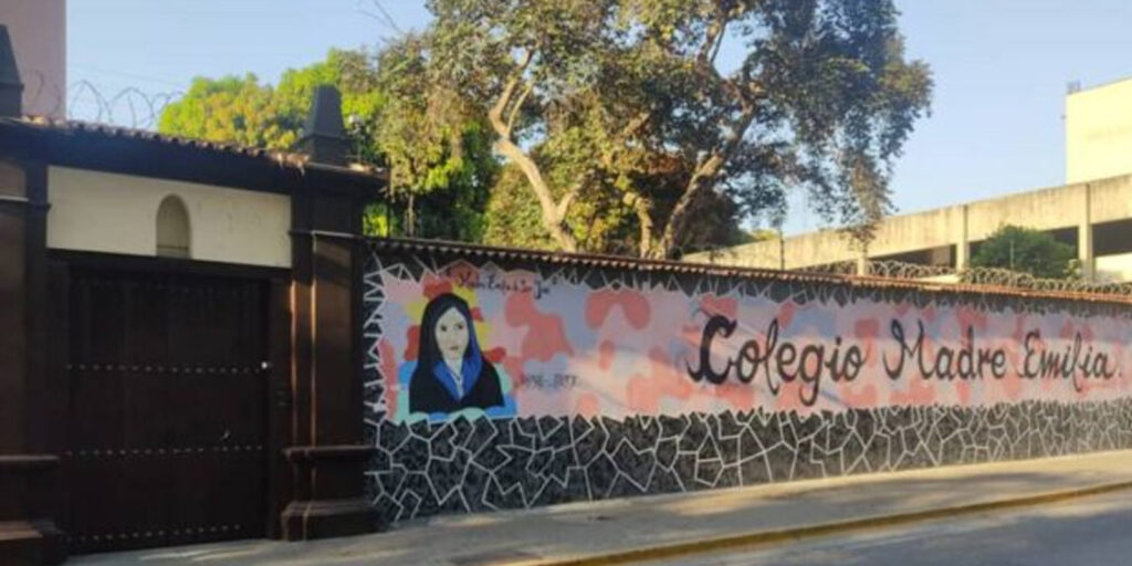 ESCUELA